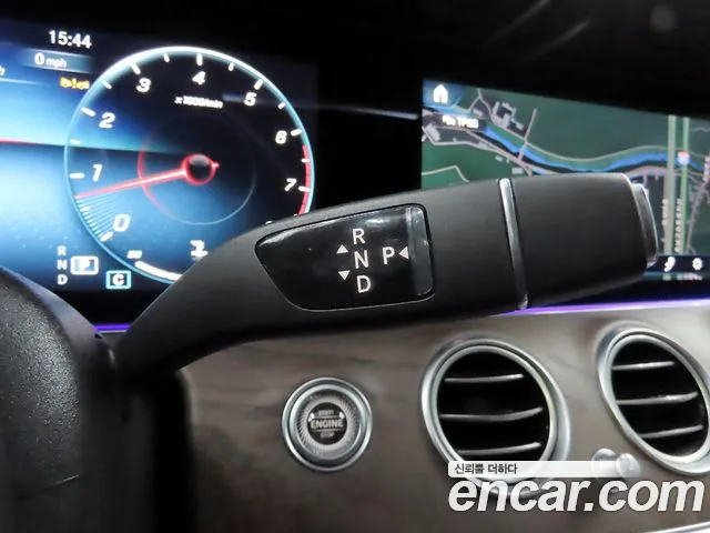 Mercedes-Benz E-Class W213 — Фото автомобиля 9