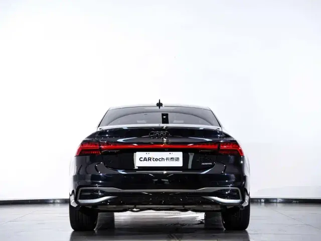 Audi A7L — Фото автомобиля 7