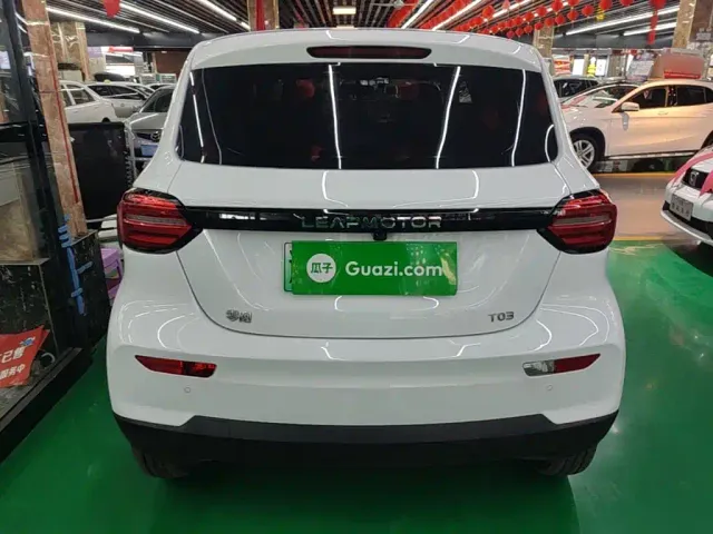 Leapmotor T03 — Фото автомобиля 5