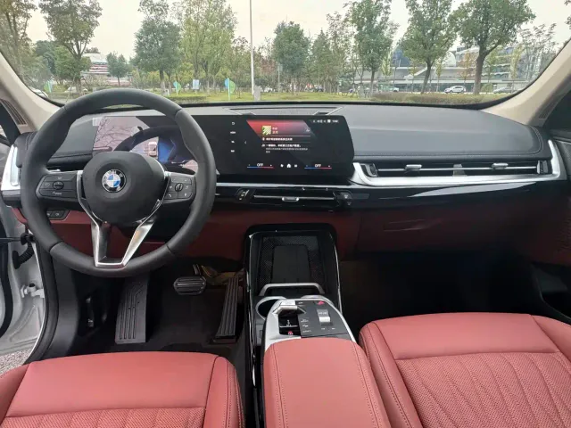 BMW X1 — Фото автомобиля 6