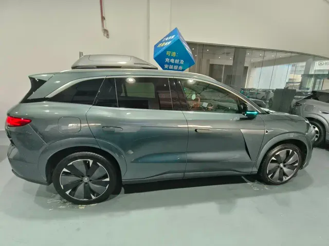 BYD Tang L — Фото автомобиля 7