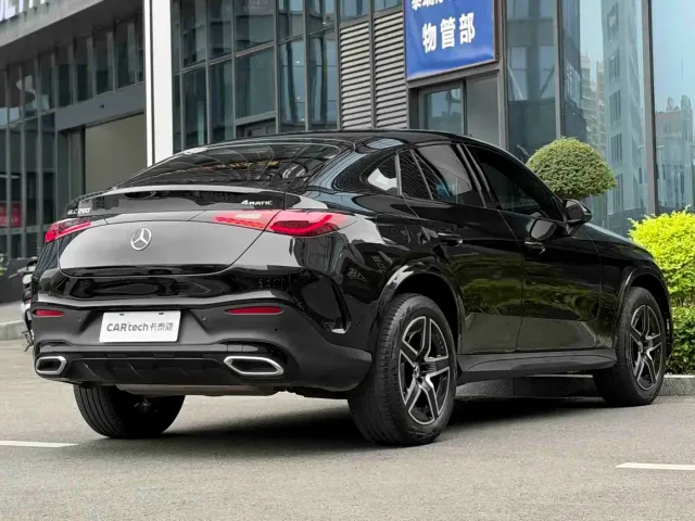 Mercedes-Benz GLC Coupe — Фото автомобиля 3