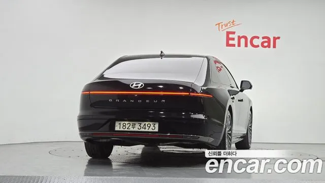 Hyundai Grandeur GN7 — Фото автомобиля 4