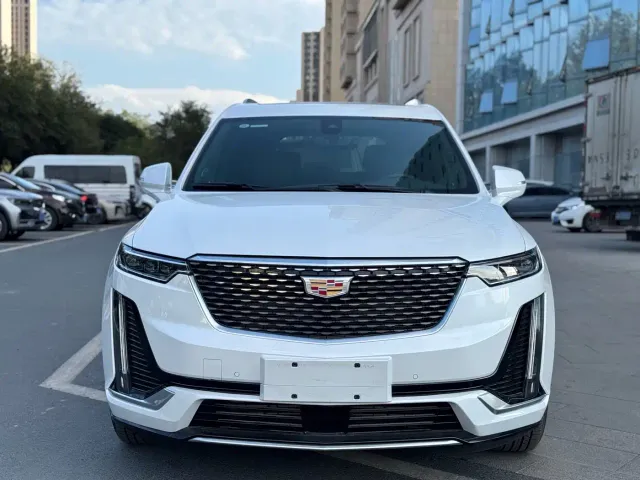 Cadillac XT6 — Фото автомобиля 2