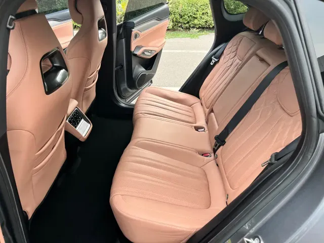 BYD Song L EV — Фото автомобиля 19
