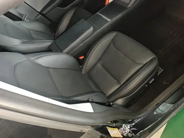 Tesla Model 3 2023 Rear-Wheel Drive — Фото автомобиля 24