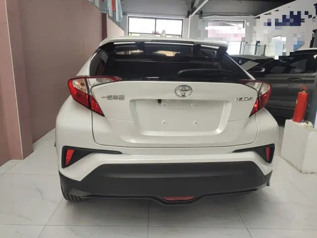 Toyota IZOA — Фото автомобиля 5