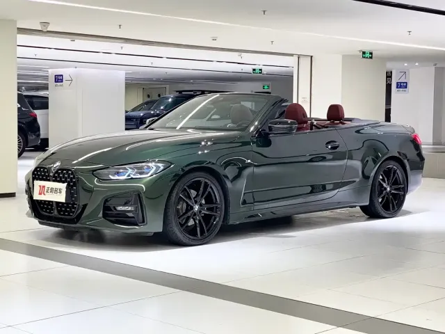 BMW BMW 4 Series 2023 425i Convertible M Sport Shadowline Package — Фото автомобиля 3