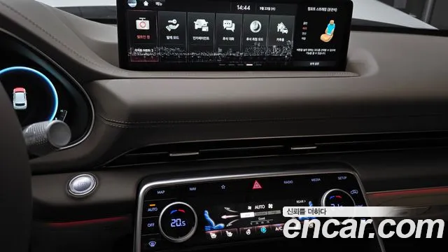 Genesis GV80 — Фото автомобиля 14