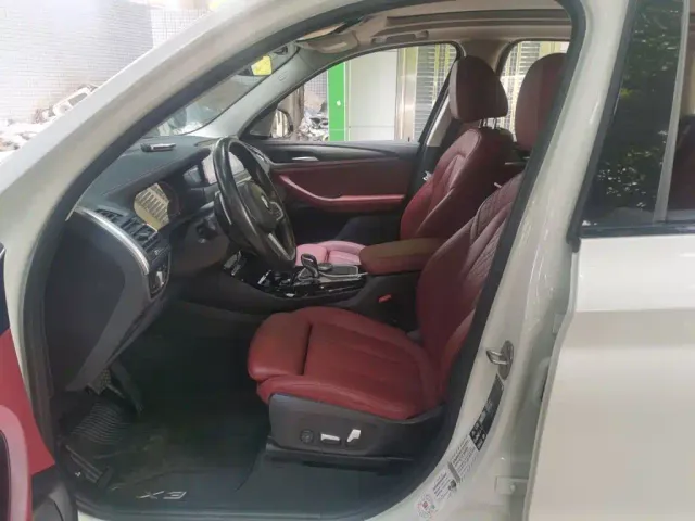 BMW X3 — Фото автомобиля 16