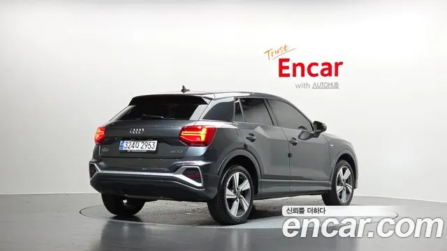Audi Q2 35 TDI Premium — Фото автомобиля 2