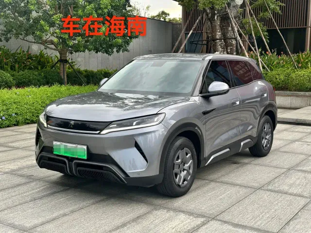 Фотография автомобиля — BYD Yuan UP