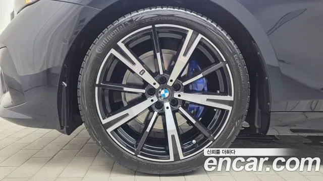 BMW 5-Series 5 серия (G60) 530i xDrive M Sport — Фото автомобиля 4
