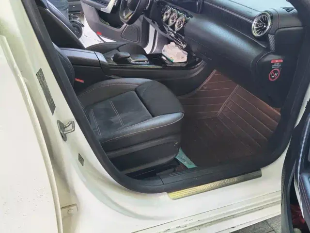 Mercedes-Benz A-Class — Фото автомобиля 8