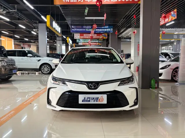Toyota Corolla — Фото автомобиля 2