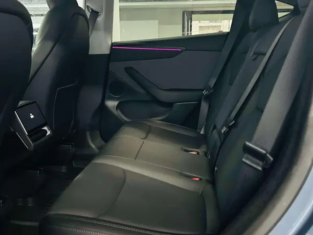 Tesla Model Y — Фото автомобиля 7