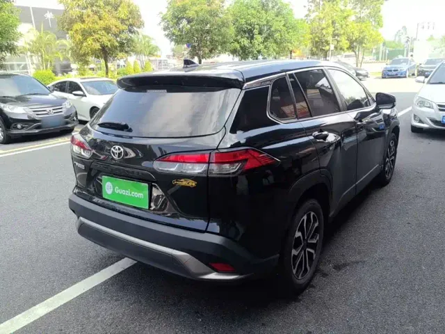 Toyota Frontlander — Фото автомобиля 6