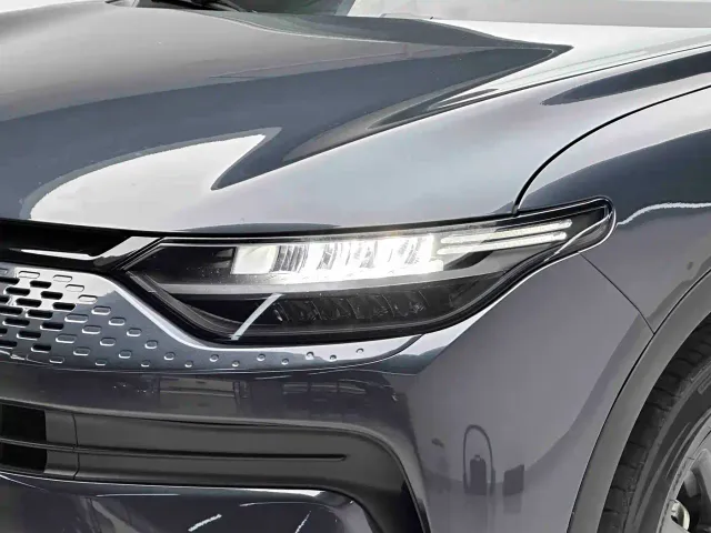 Leapmotor C11 — Фото автомобиля 17