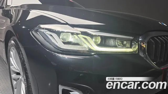 BMW 5 Series G30 — Фото автомобиля 7