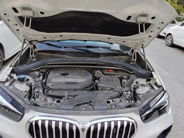 BMW X1 — Фото автомобиля 10