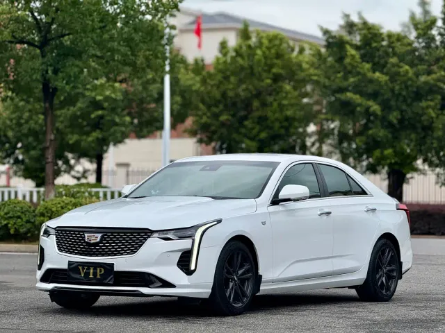 Фотография автомобиля — Cadillac CT4