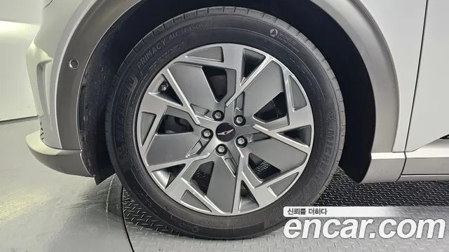 Genesis GV60 — Фото автомобиля 5