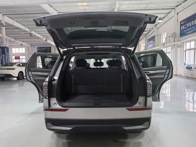Ford Edge — Фото автомобиля 15