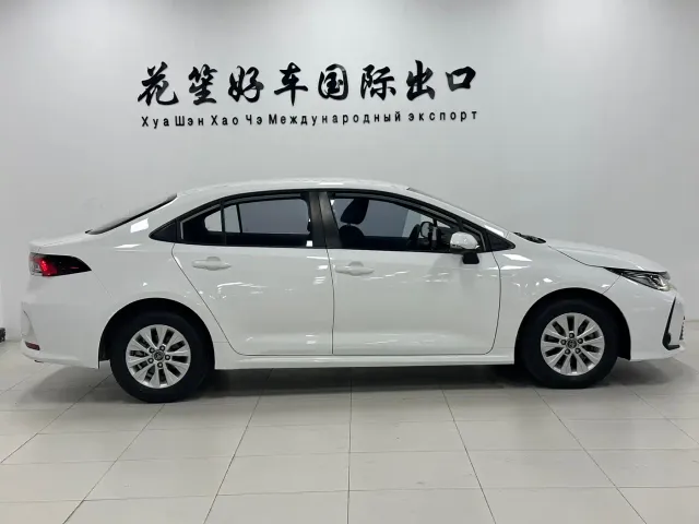 Toyota Corolla — Фото автомобиля 4