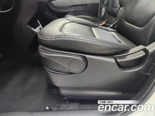 Kia RAY Новый Kia Ray Standard — Фото автомобиля 5