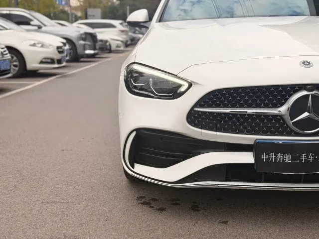 Mercedes-Benz C-Class — Фото автомобиля 4