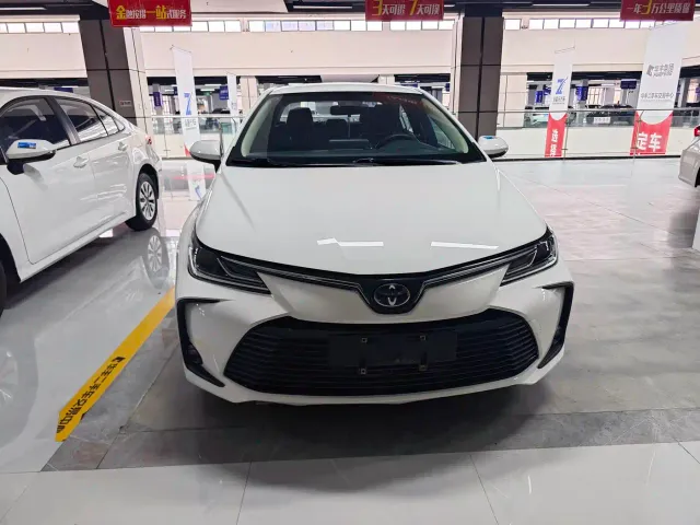 Toyota Corolla — Фото автомобиля 3