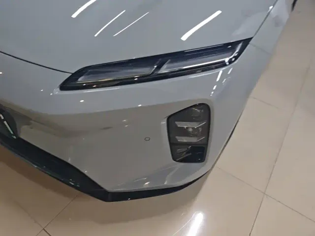 Nio ET5 Touring — Фото автомобиля 23