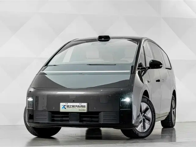 Li Auto MEGA — Фото автомобиля 2