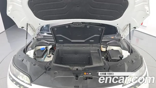 Genesis GV60 — Фото автомобиля 6