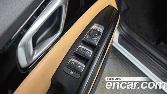 Kia Canival Carnival 4 поколение Дизель 9 мест Prestige — Фото автомобиля 11