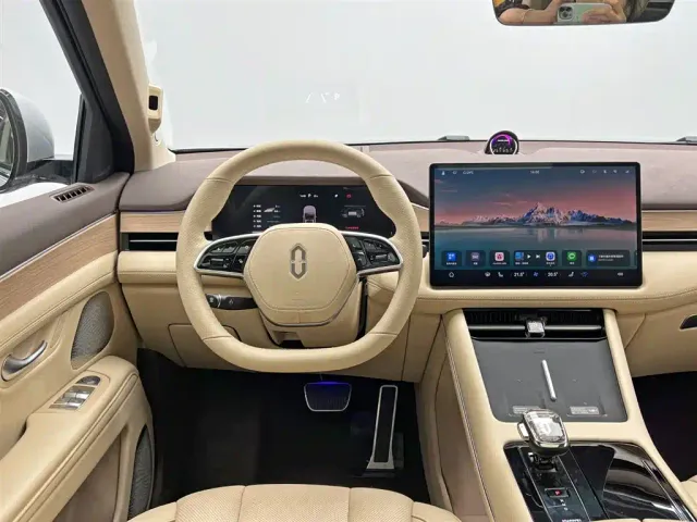 Aito M7 — Фото автомобиля 24