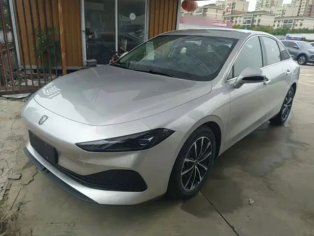 Фотография автомобиля — Roewe D7