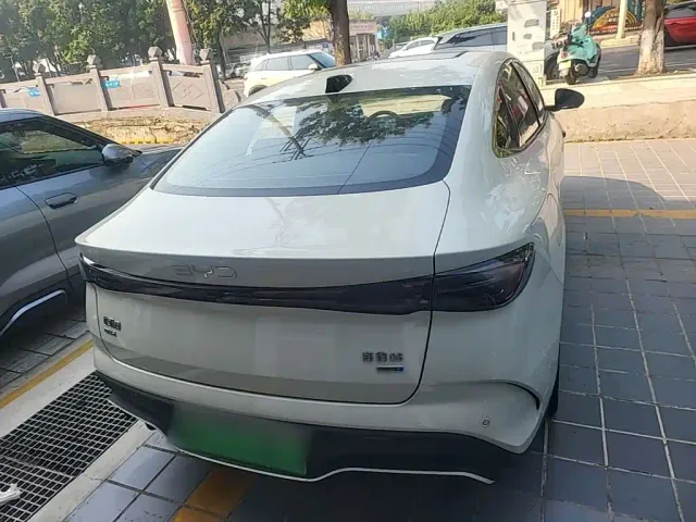 BYD Seal 06 — Фото автомобиля 5