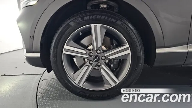 Genesis GV80 — Фото автомобиля 3