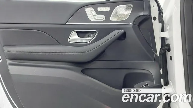 Mercedes-Benz GLE-Class — Фото автомобиля 15