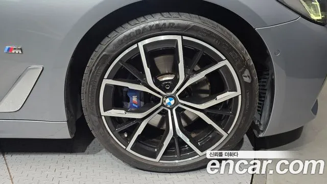 BMW 5 Series G30 — Фото автомобиля 6