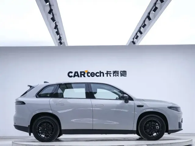 Leapmotor Leapmotor C10 2024 530 Smart Edition — Фото автомобиля 2