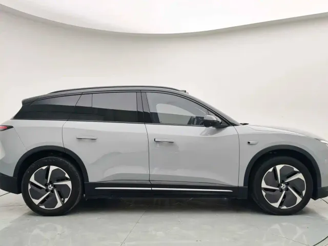 Nio ES6 — Фото автомобиля 6