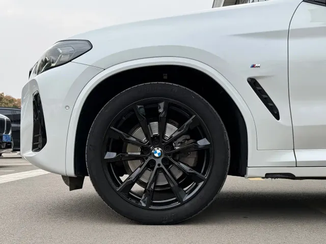 BMW X3 — Фото автомобиля 22