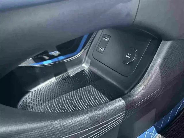 BYD Yuan PLUS — Фото автомобиля 20