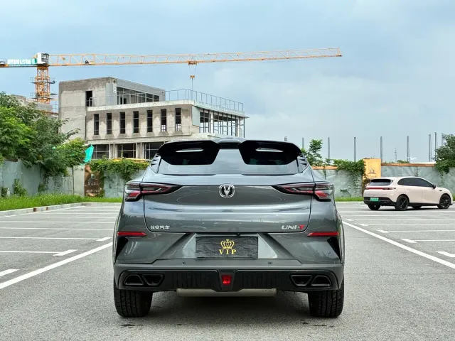 Changan UNI-T — Фото автомобиля 6