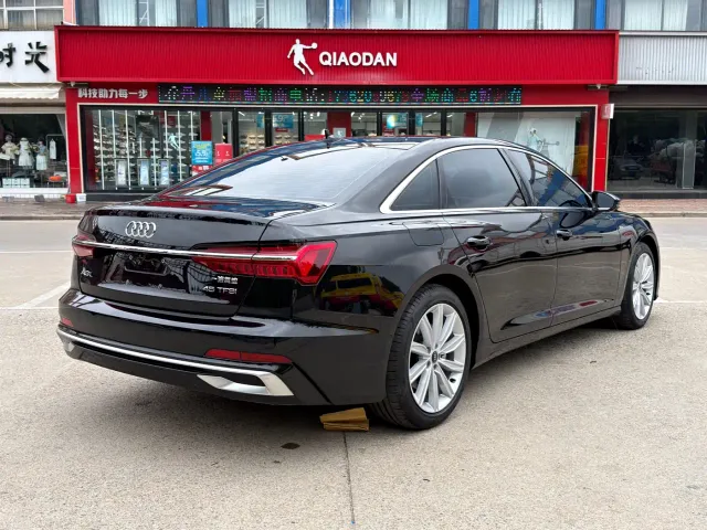 Audi A6L — Фото автомобиля 15