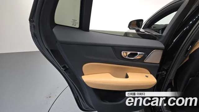 Вольво V60 V60 Cross Country 2 поколение B5 Ultimate AWD — Фото автомобиля 22