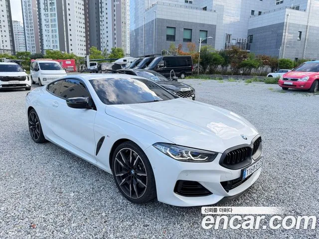 BMW 8 Series G15 — Фото автомобиля 5