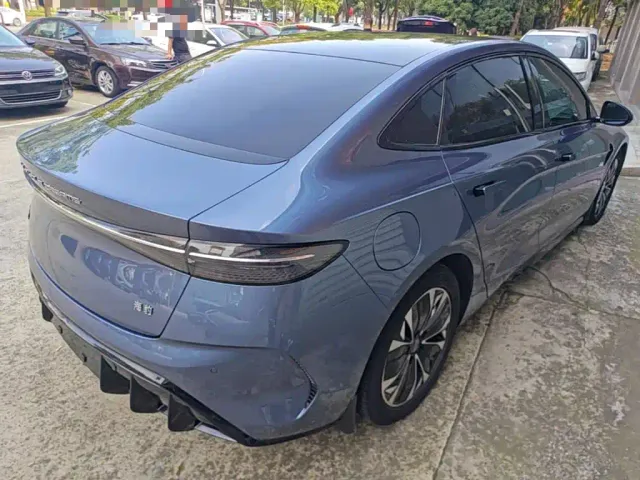 BYD Seal — Фото автомобиля 6